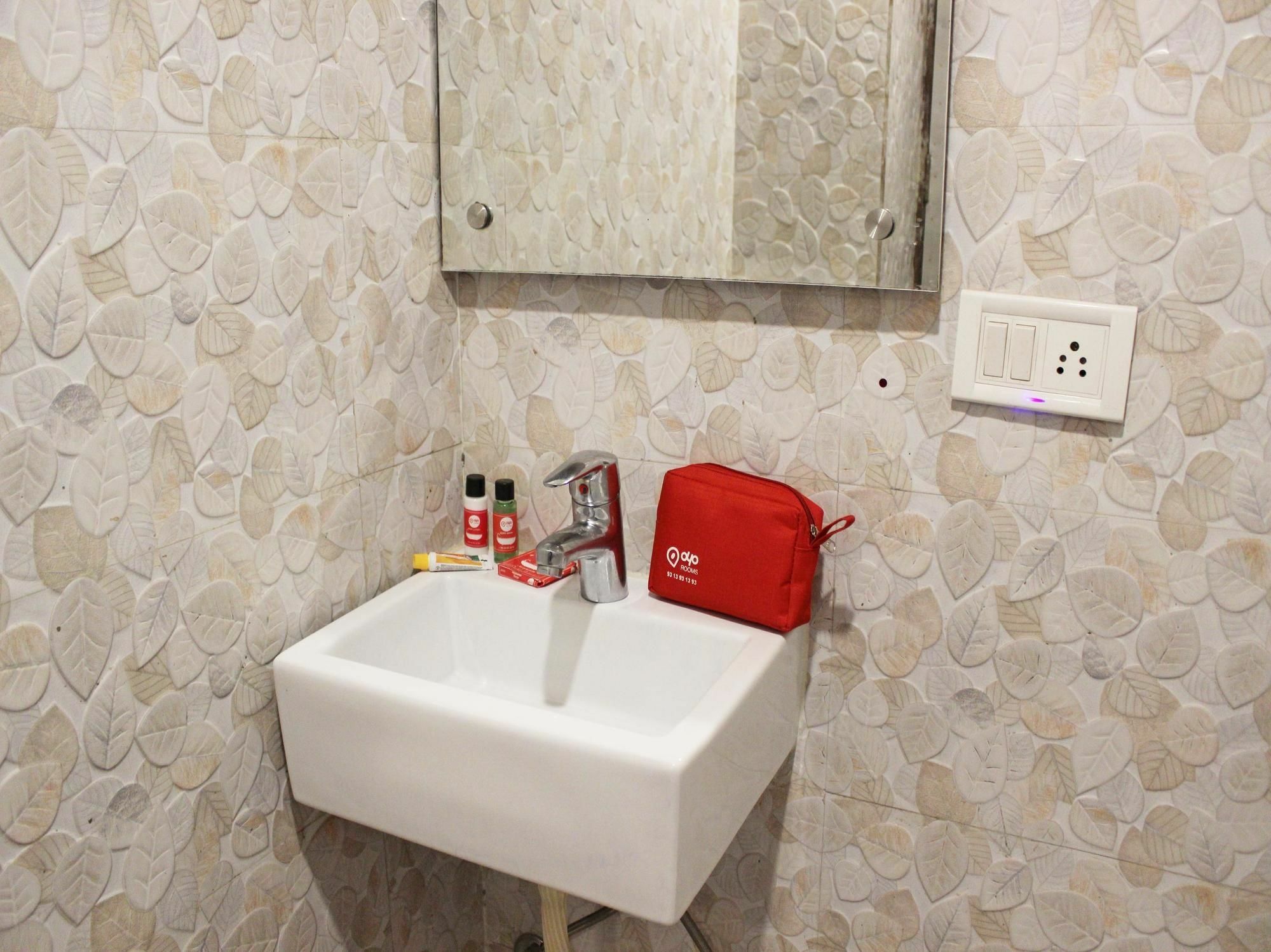 Oyo Rooms New Delhi Railway Station Екстер'єр фото